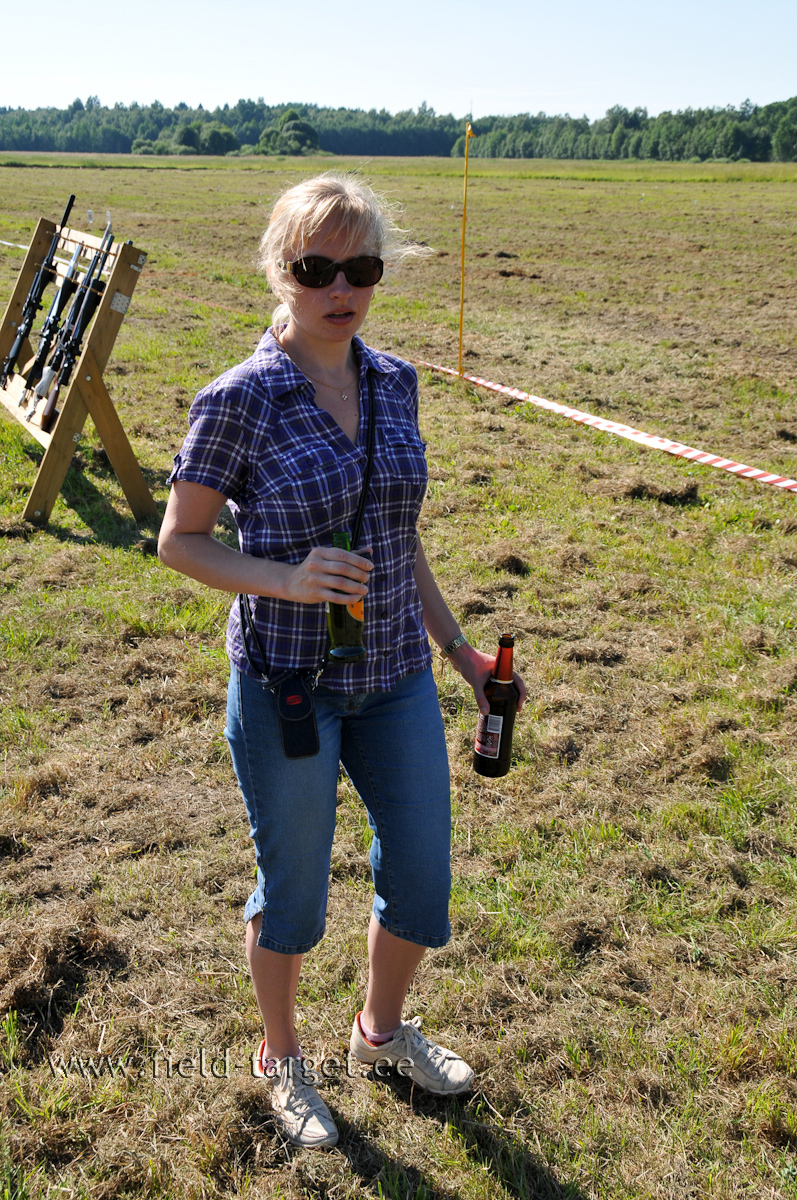 Mina. Mina olen vabakutseline fotograaf  ja siin on alkoholivaba